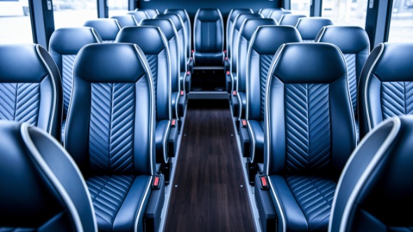 des moines 18 passenger minibus inside