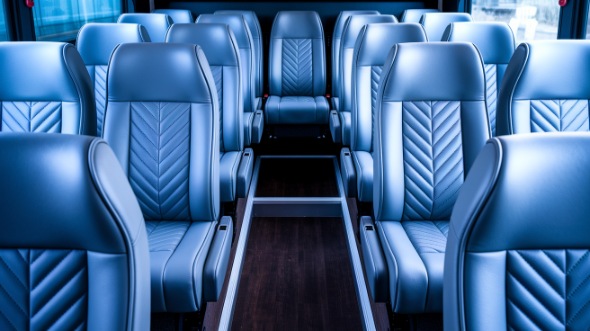 des moines 25 passenger minibus interior