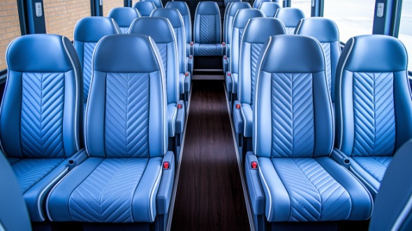 des moines 30 passenger minibus interior