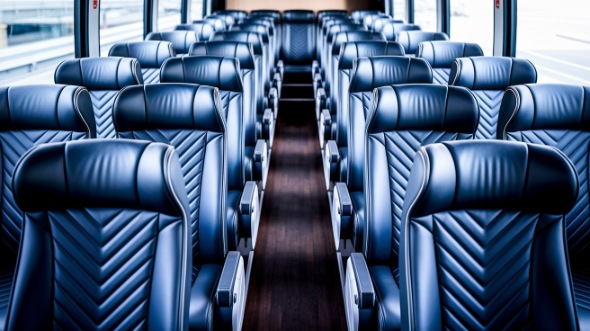 des moines 54 passenger charter bus rental
