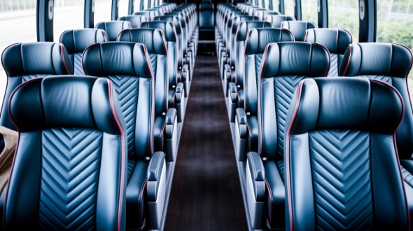 des moines 55 passenger charter bus rental