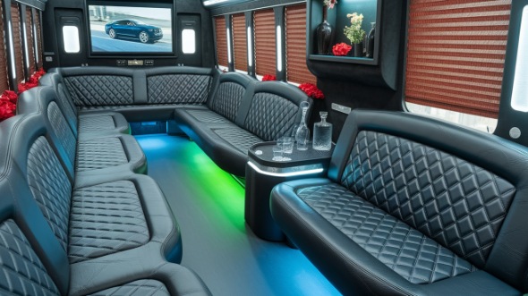des moines sprinter limo rental inside